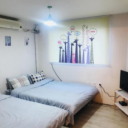 Hotel Kiki House Hongdae 2 Seoul Exterior foto
